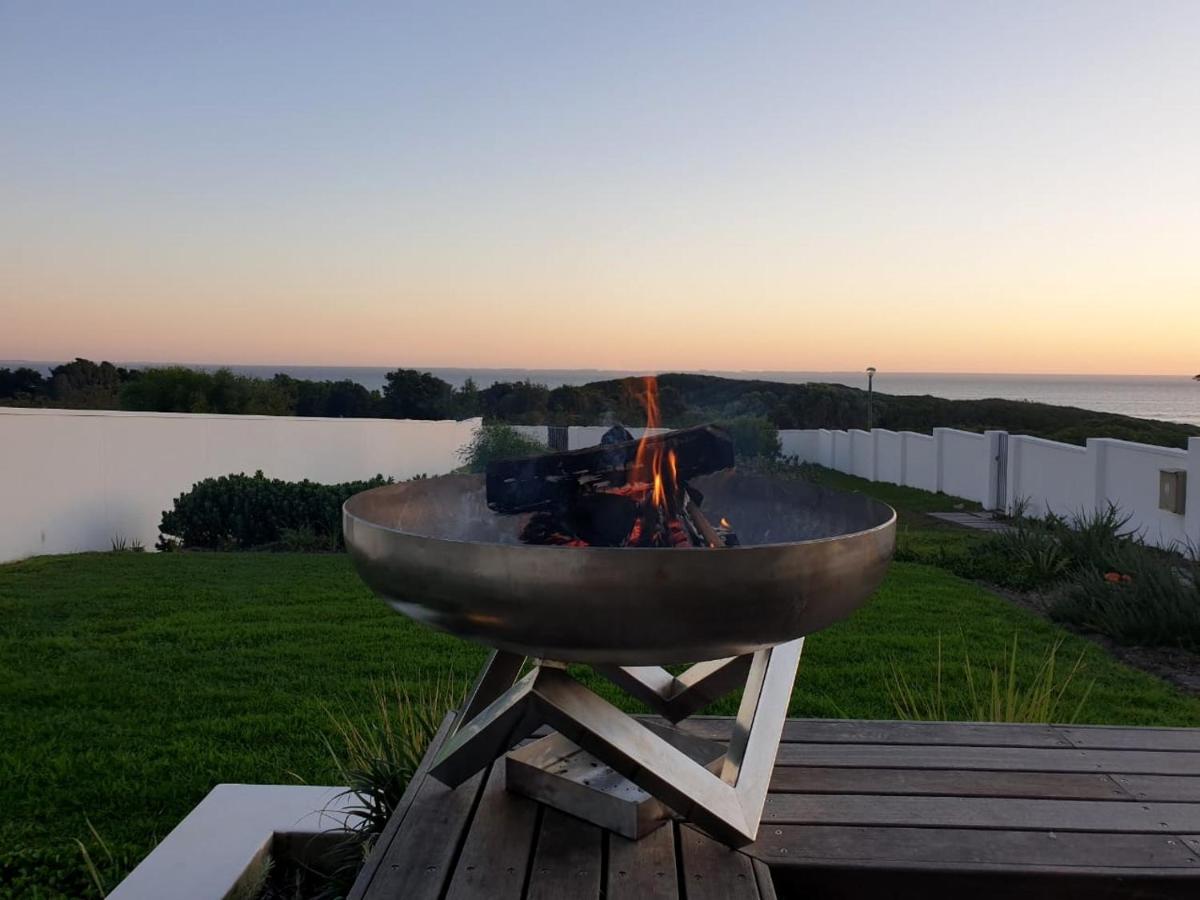 Troon Beach Cottage Hermanus Bagian luar foto