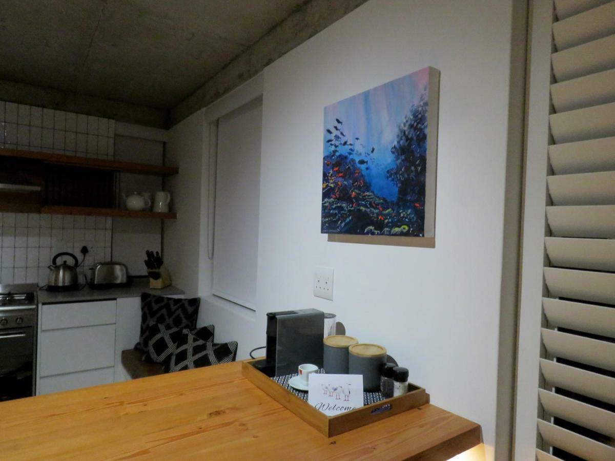 Troon Beach Cottage Hermanus Bagian luar foto